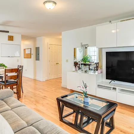 1 Mi To Downtown And Palladium Worcester Getaway!